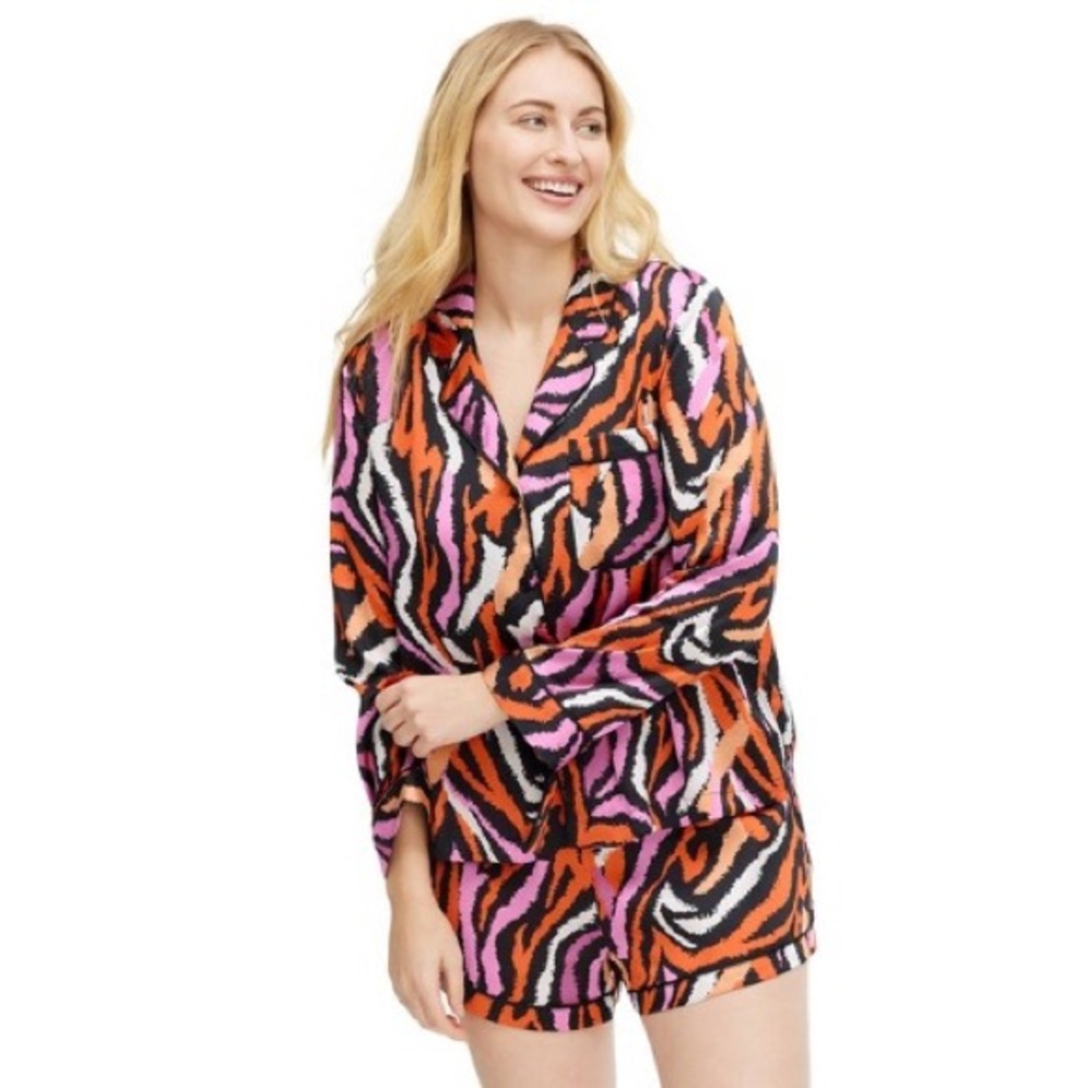 DIANE VON FURSTENBERG X TARGET COLLAB / LONG SLEEVE / COLLAR PAJAMA TOP /SIZE: L